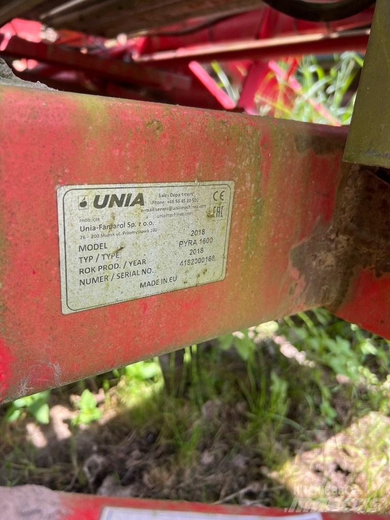 Unia PYRA 1600 Комбайни за картофи и копачи
