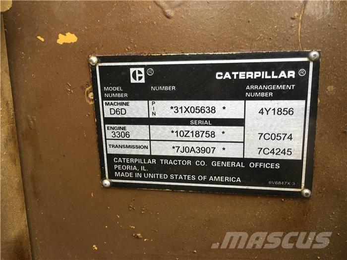 CAT D 6 D Верижни булдозери
