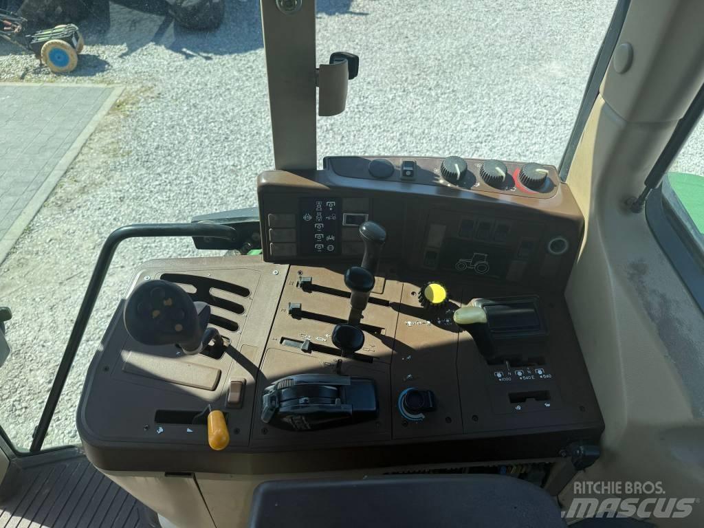 John Deere 6910 Трактори