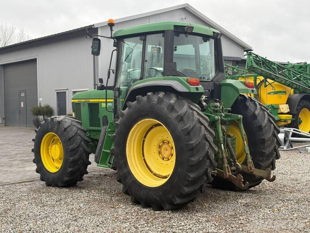 John Deere 6910 Трактори