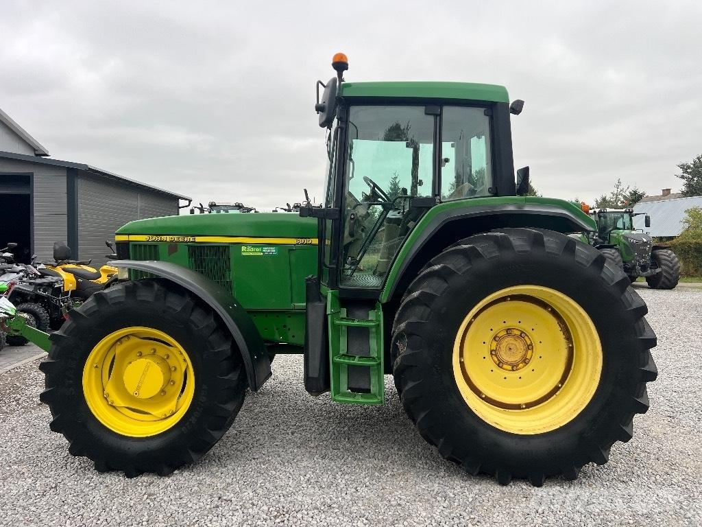 John Deere 6910 Трактори