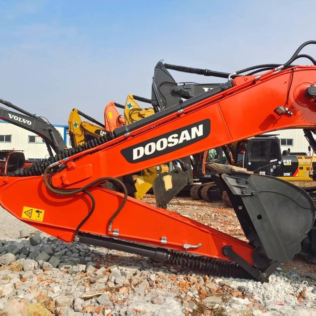 Doosan DX 225 LC Мини екскаватори < 7 т
