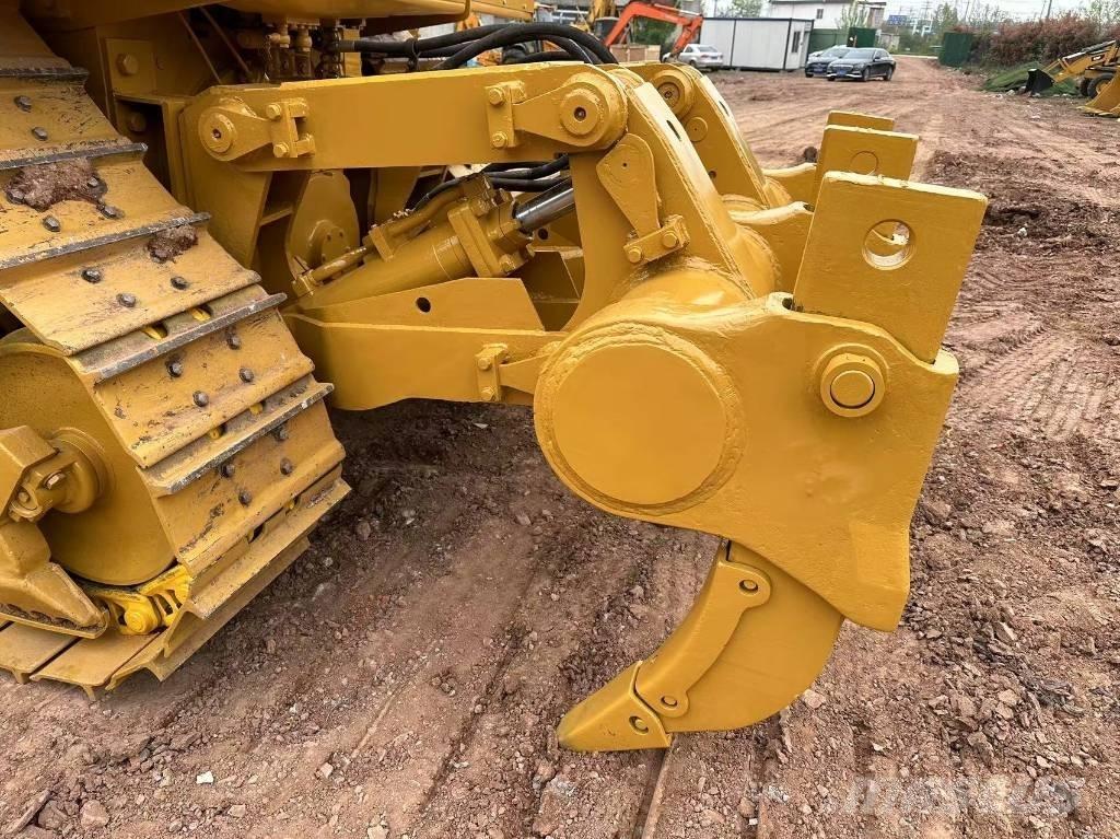 CAT D8R Верижни булдозери
