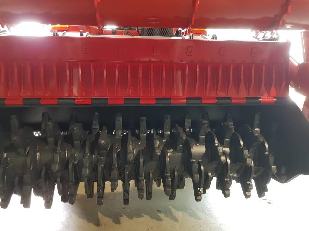 CASE Magnum 380 CVX Трактори