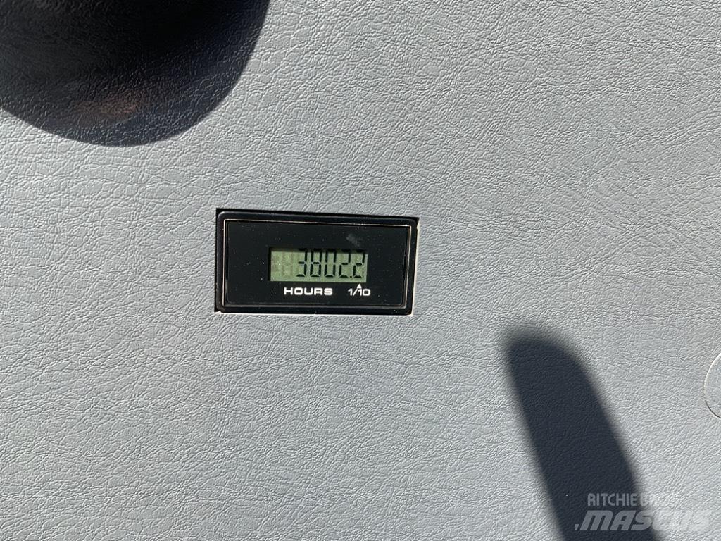 Hyundai HX145A LCR Специални екскаватори