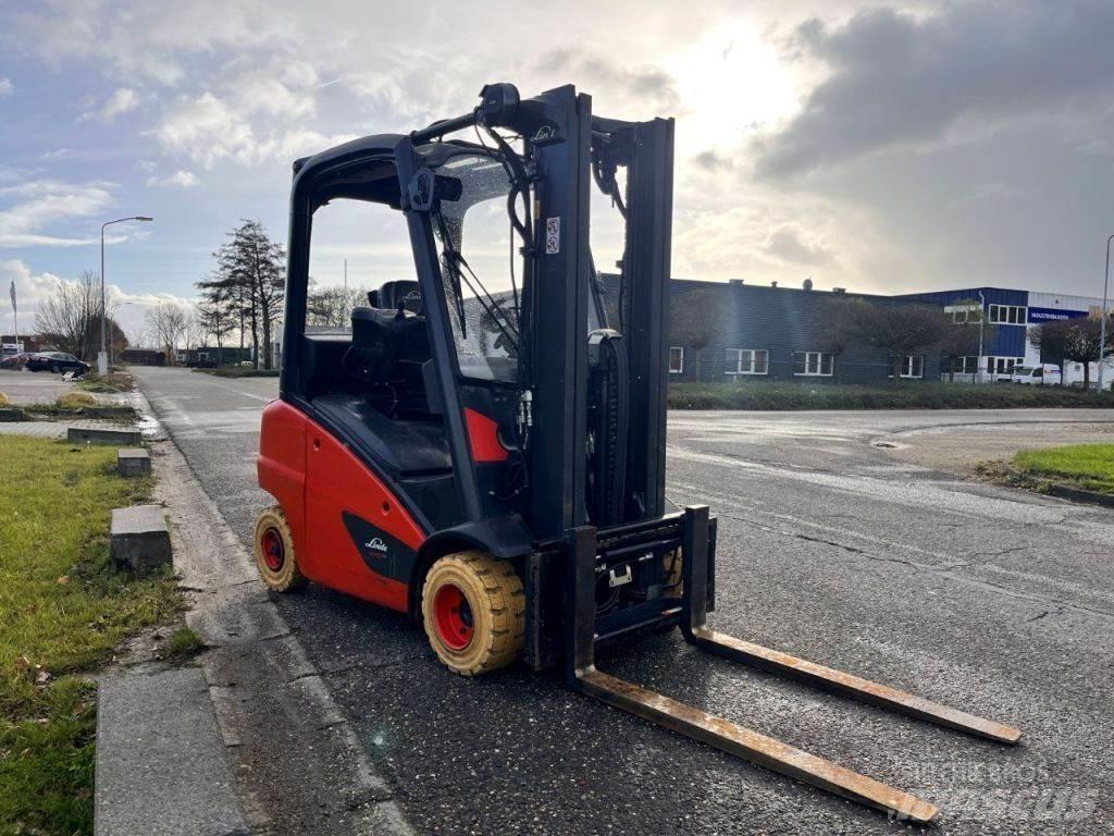 Linde H20T-01 Камиони с АГУ