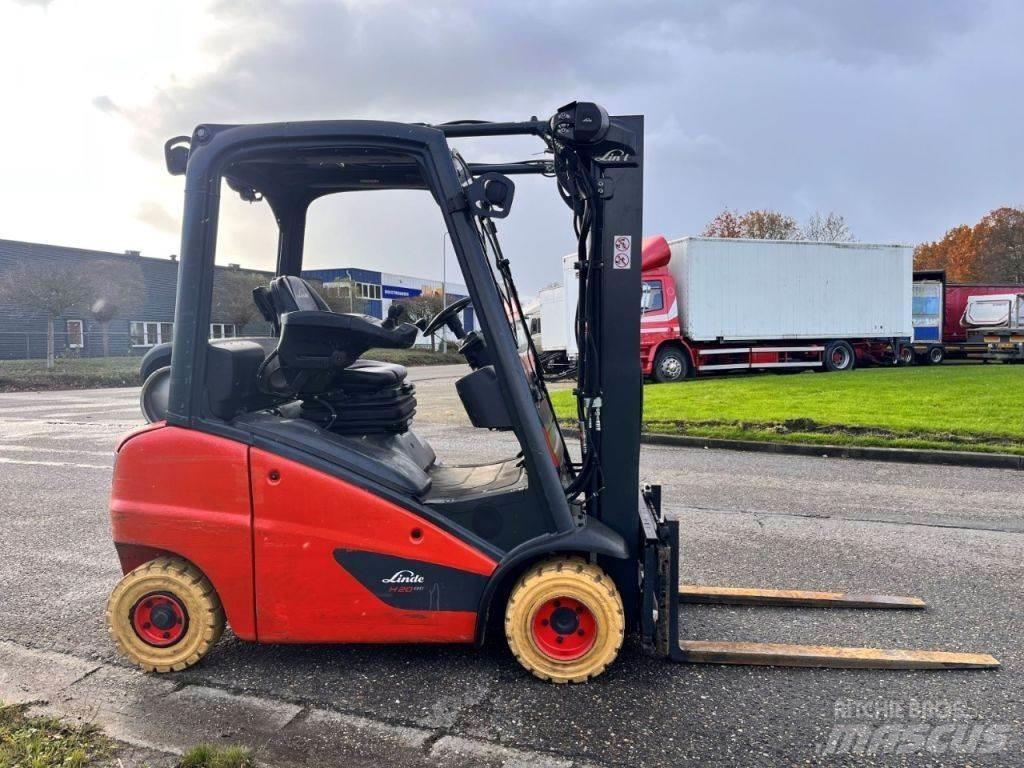 Linde H20T-01 Камиони с АГУ