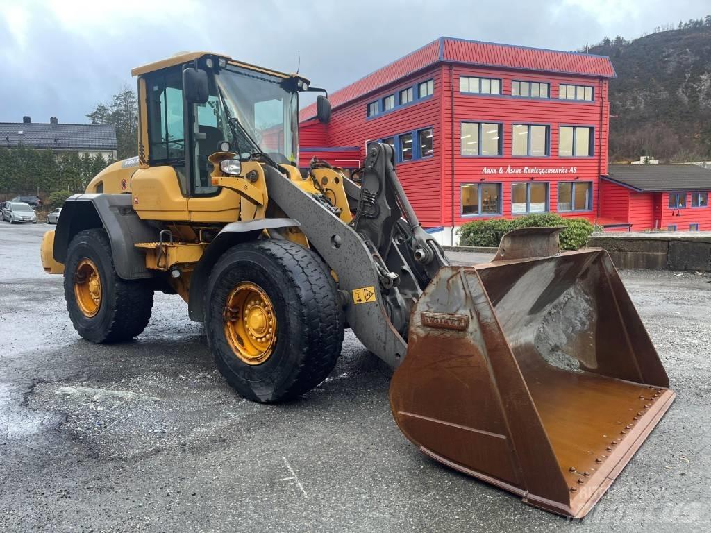 Volvo L 90 G Колесни товарачи