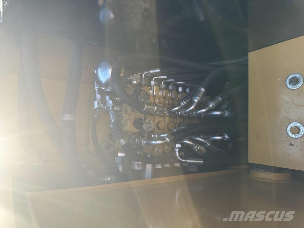 CAT 305.5E Верижен екскаватор