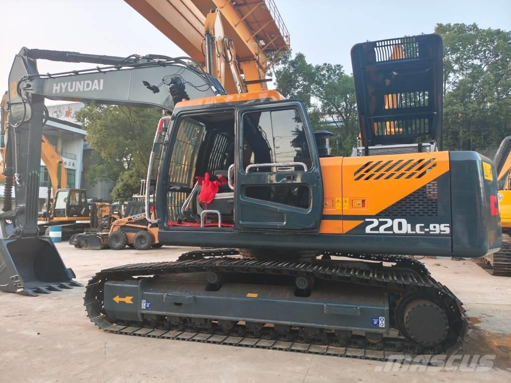 Hyundai R220LC-9S Верижен екскаватор