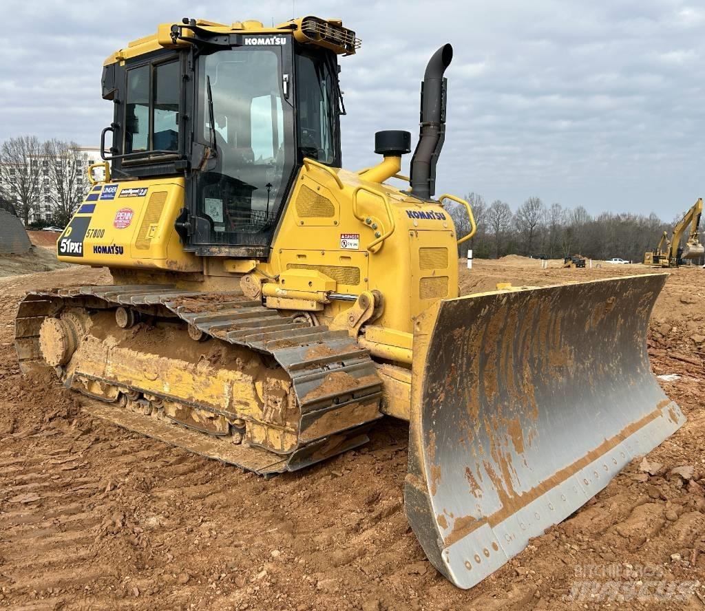 Komatsu D51PXi-24 Верижни булдозери
