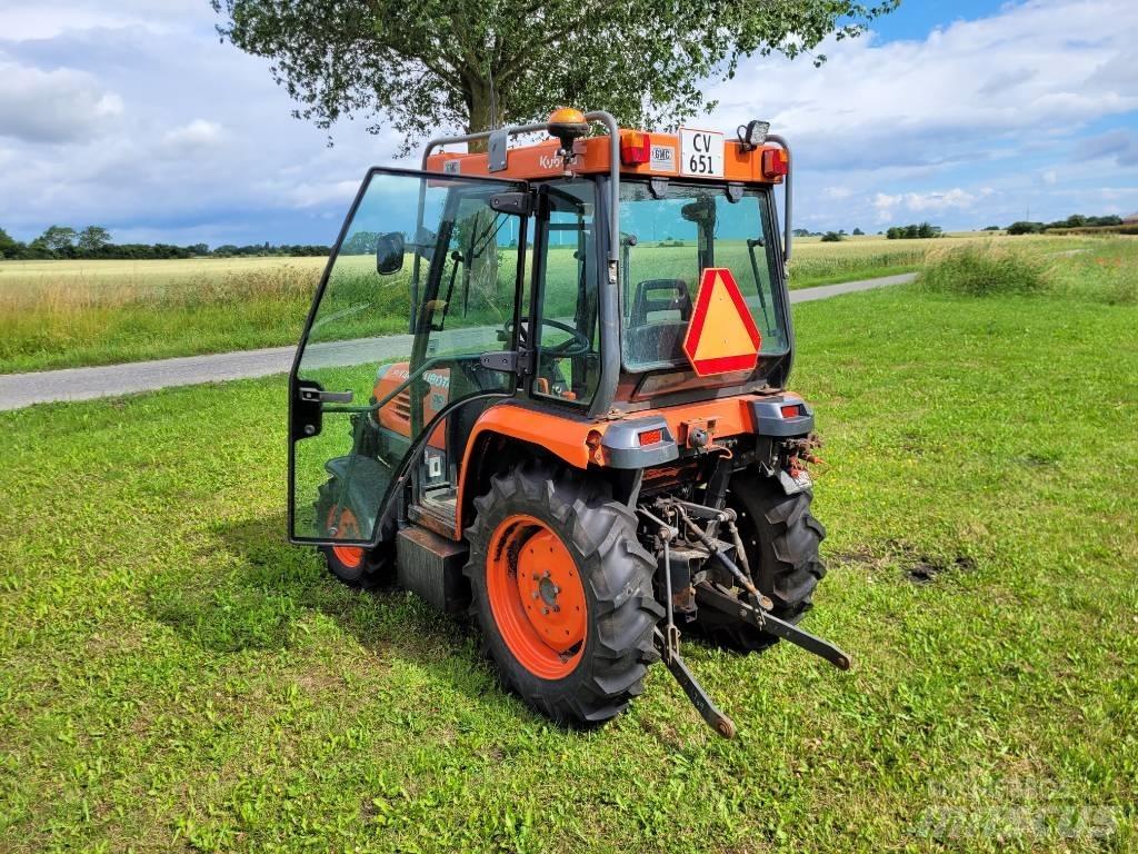Kubota STV 36 Компактни трактори