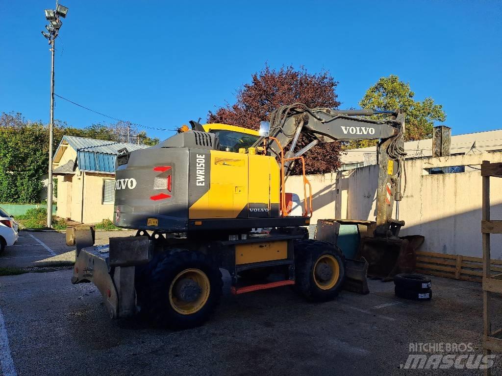 Volvo EWR150E Колесни екскаватори