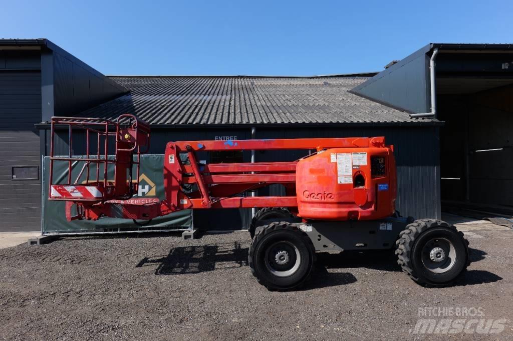 Genie Z 45/25 4x4 Съчленени стрелови подемници