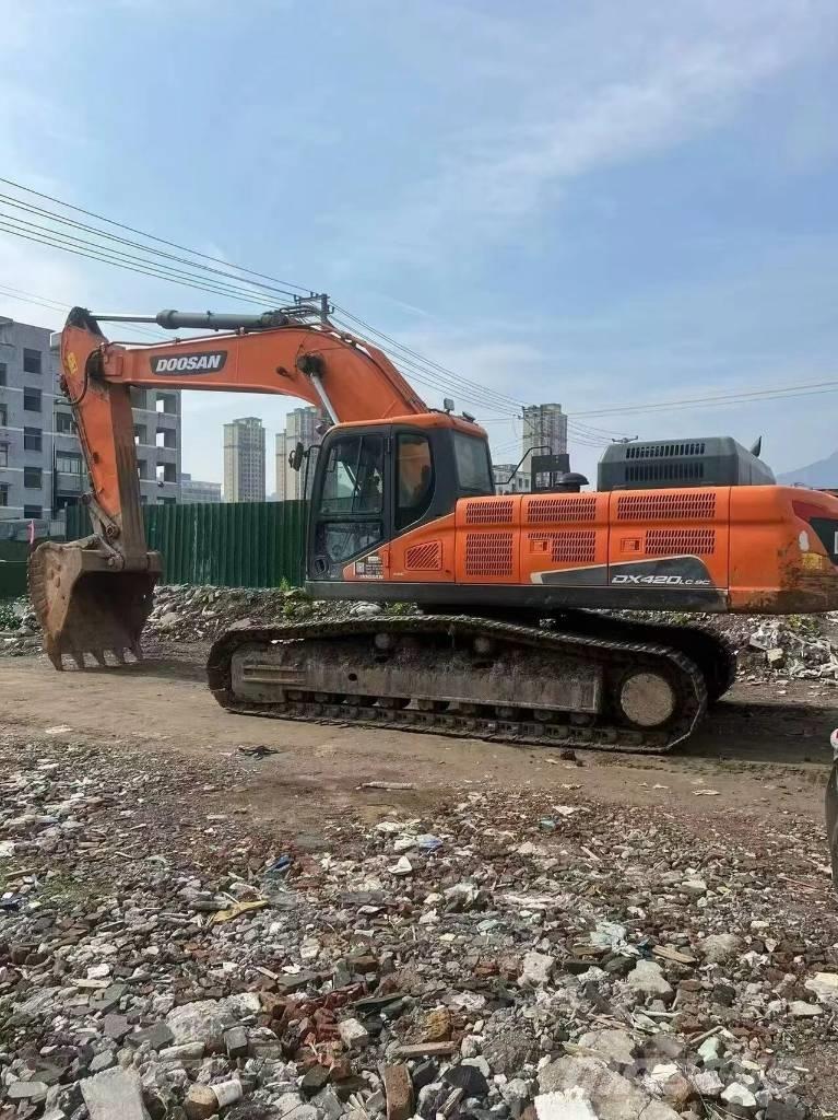 Doosan DX420LC Верижен екскаватор