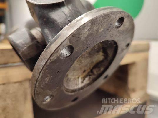 Atlas AR 65 shaft Предаване
