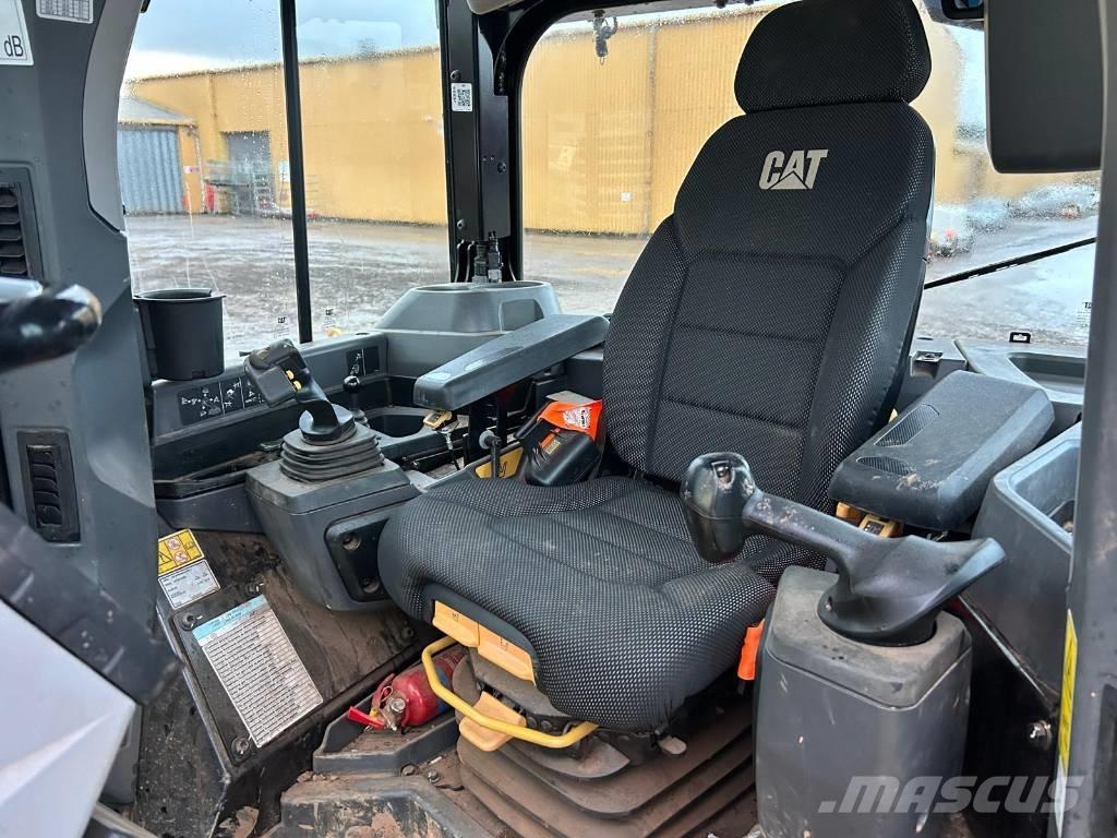 CAT D 6 LGP Верижни булдозери
