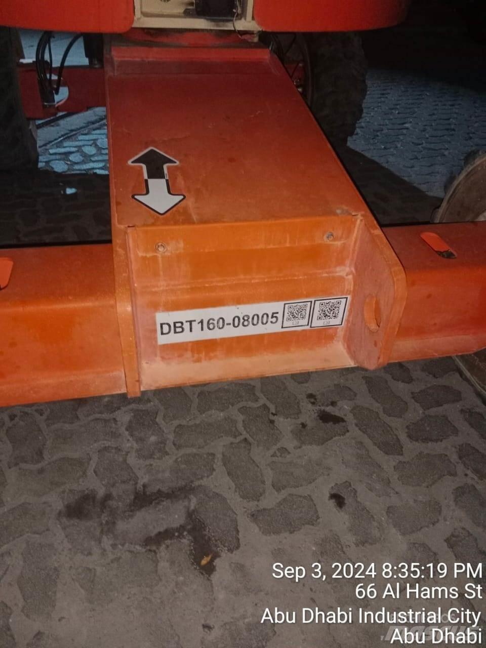 JLG 460SJ Телескопични повдигачи
