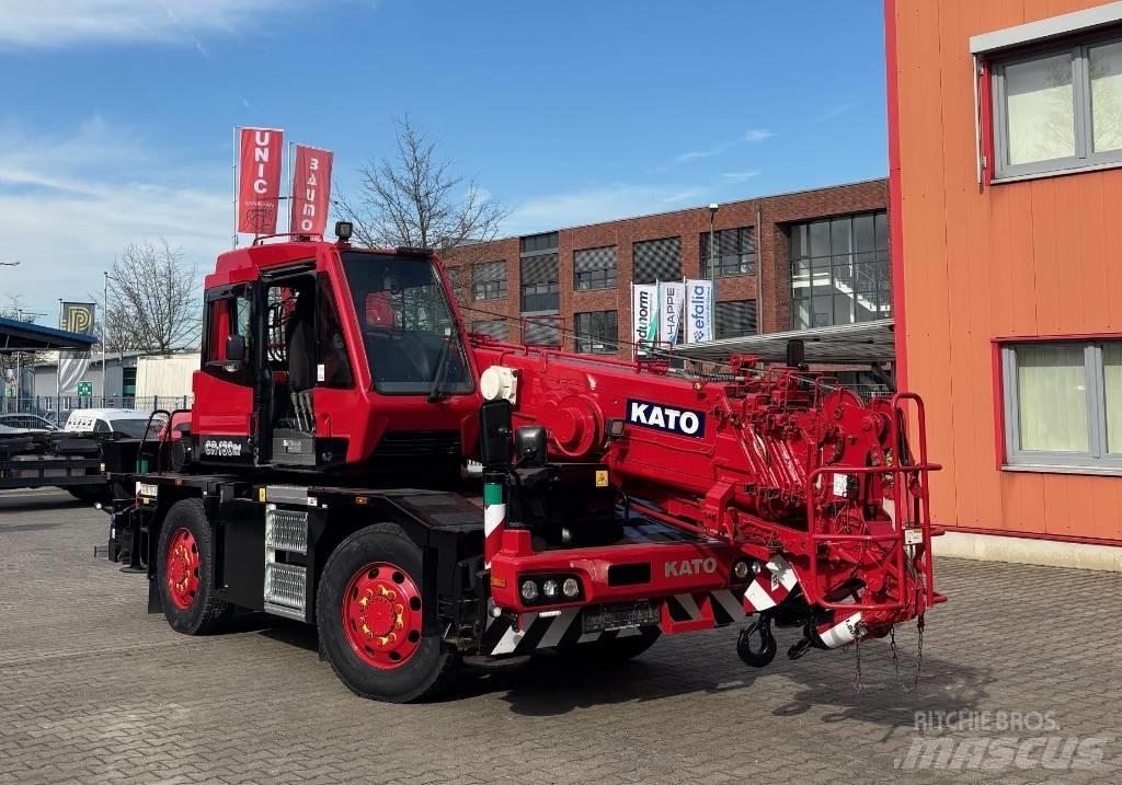 Kato CR-130Rf Всъдеходни кранове
