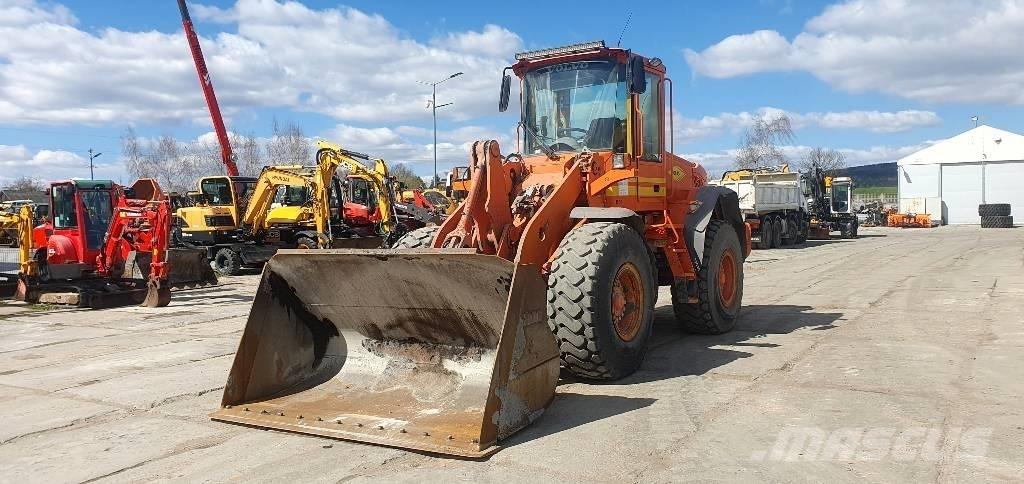 Volvo L 90 E Колесни товарачи