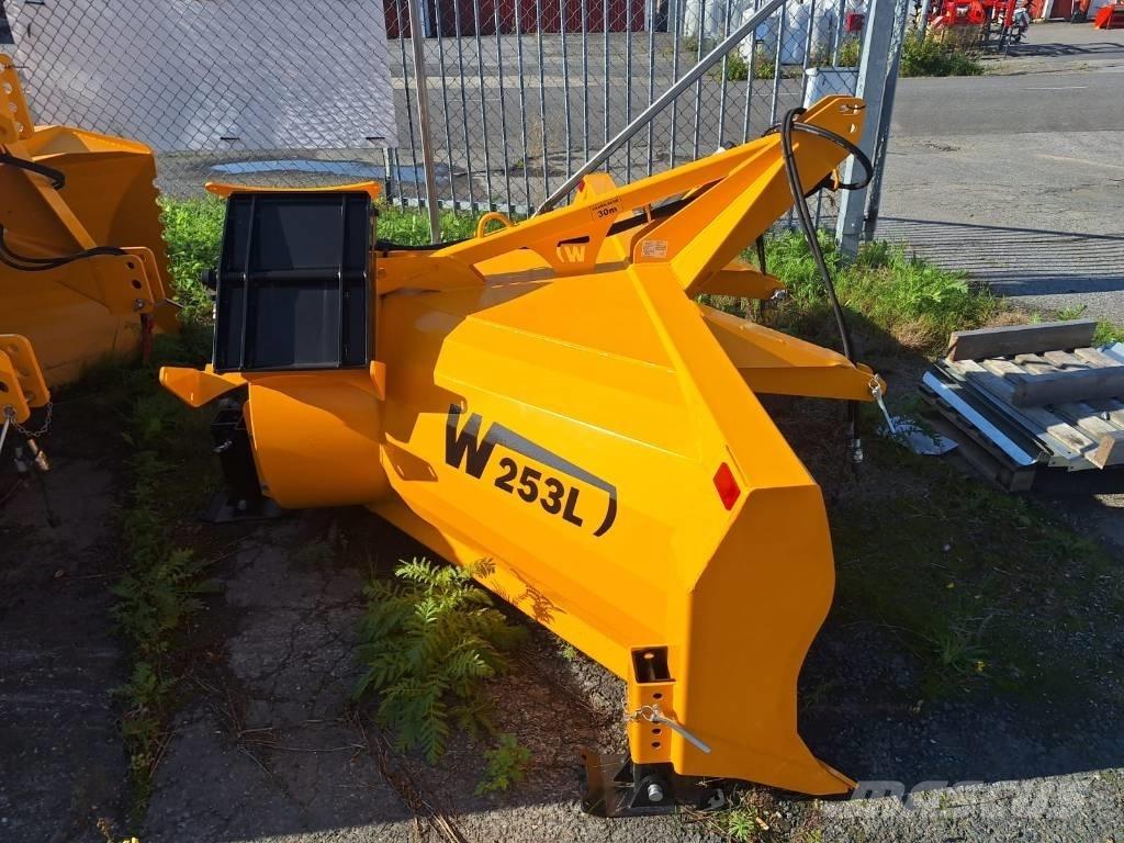 Wieska W 253L Снегохвъргачки
