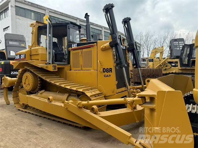 CAT D 8 R Верижни булдозери
