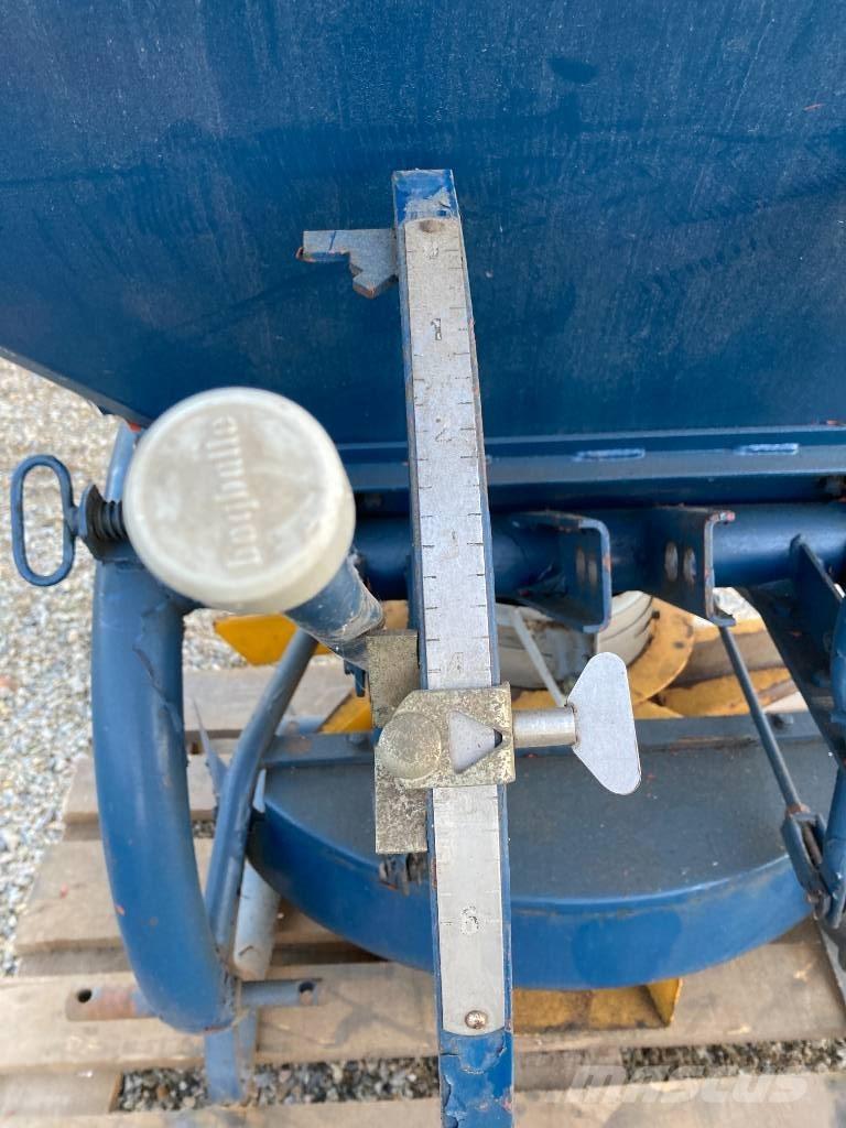 Bogballe B700 Минерални приспособления за разширяване на струята