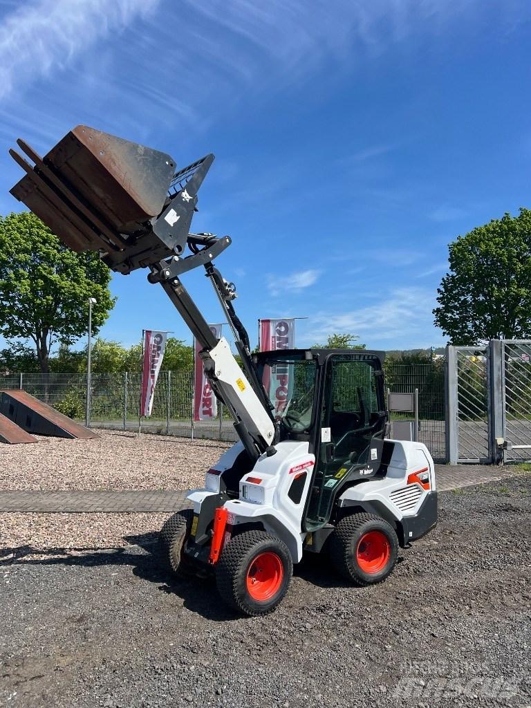 Bobcat L 28 Телескопични товарачи