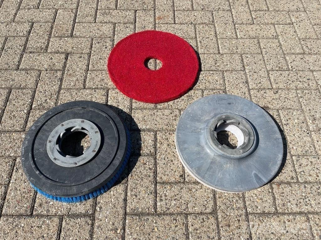 Wetrok Monodisc LS Автоматични метачки с четки