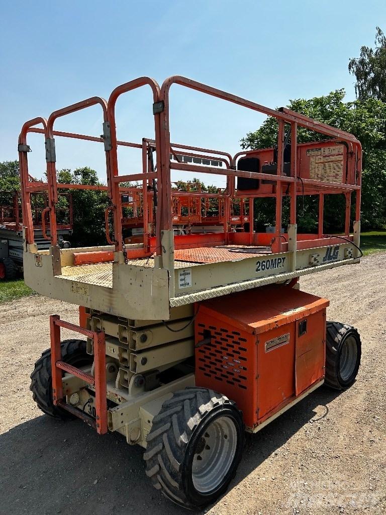 JLG 260 MRT Ножични работни платформи