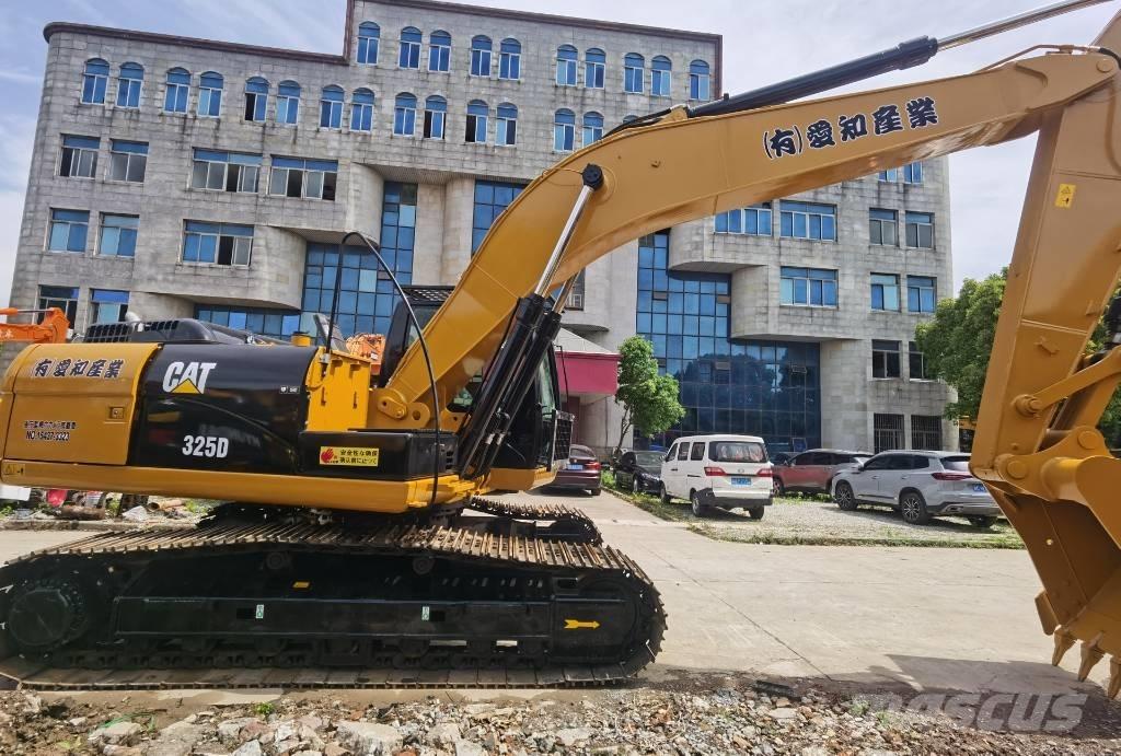 CAT 325 D Верижен екскаватор