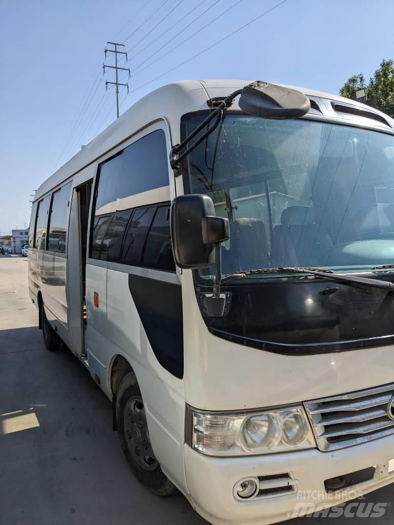 Toyota Coaster Bus Мини бусове
