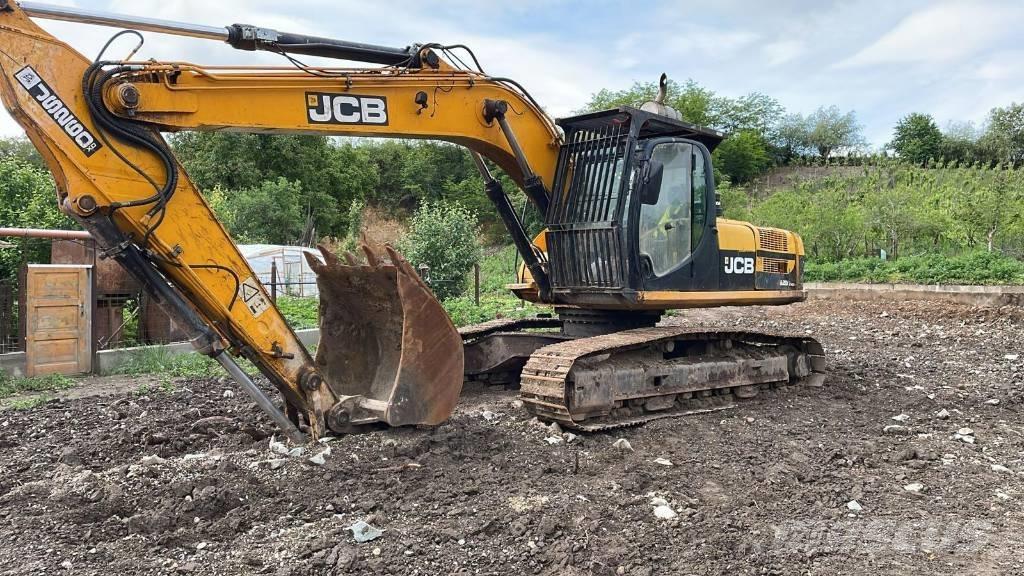 JCB JS 260 XD Релси, вериги и ходова част
