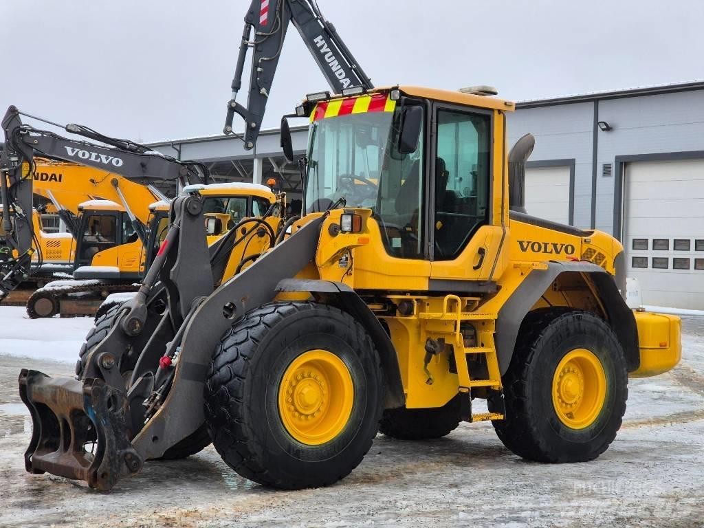 Volvo L 90 F Колесни товарачи