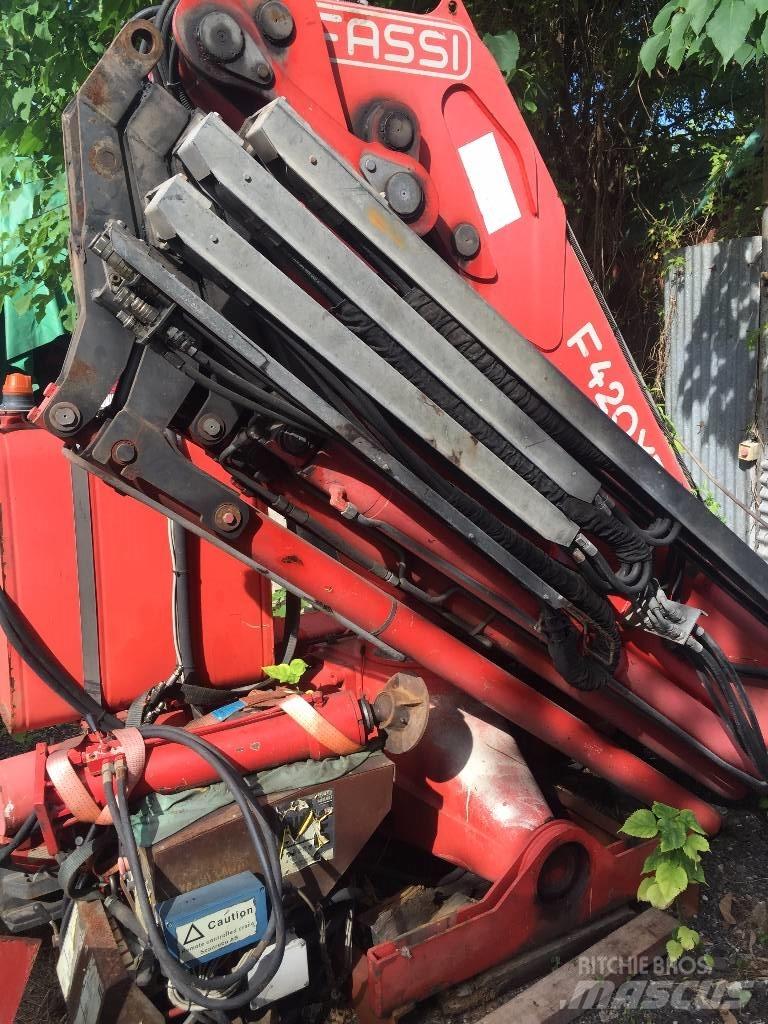 Fassi F420XP24L304 Товарещи кранове