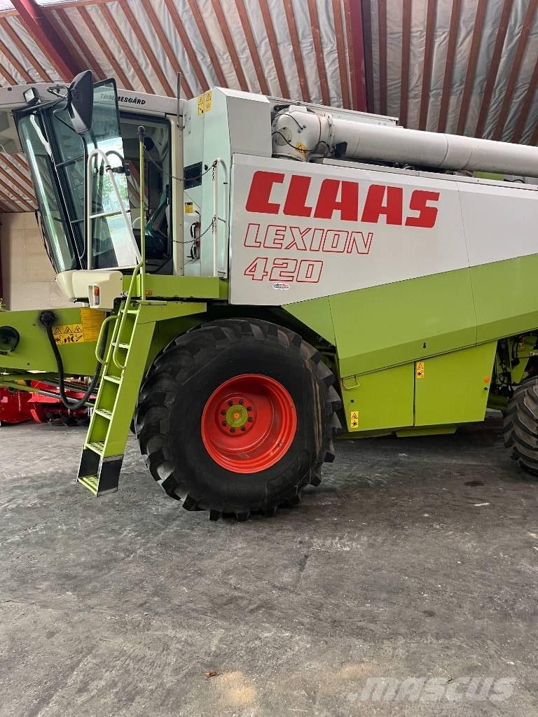CLAAS LEXION 420 Комбайни