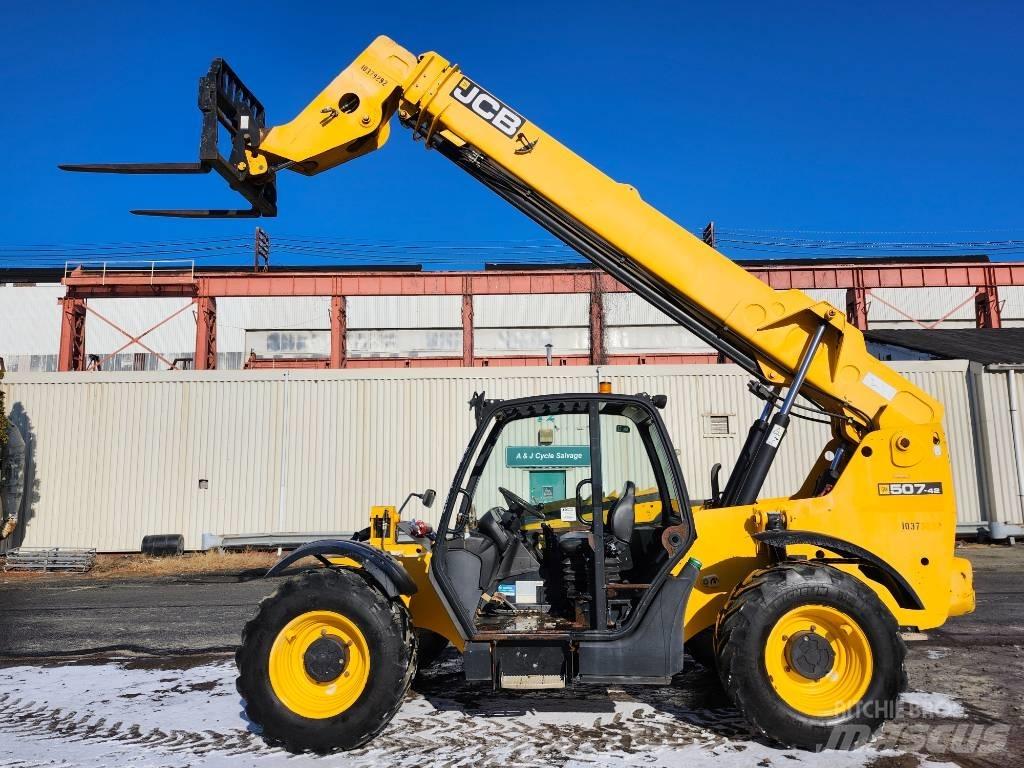 JCB 507-42 Телескопични товарачи