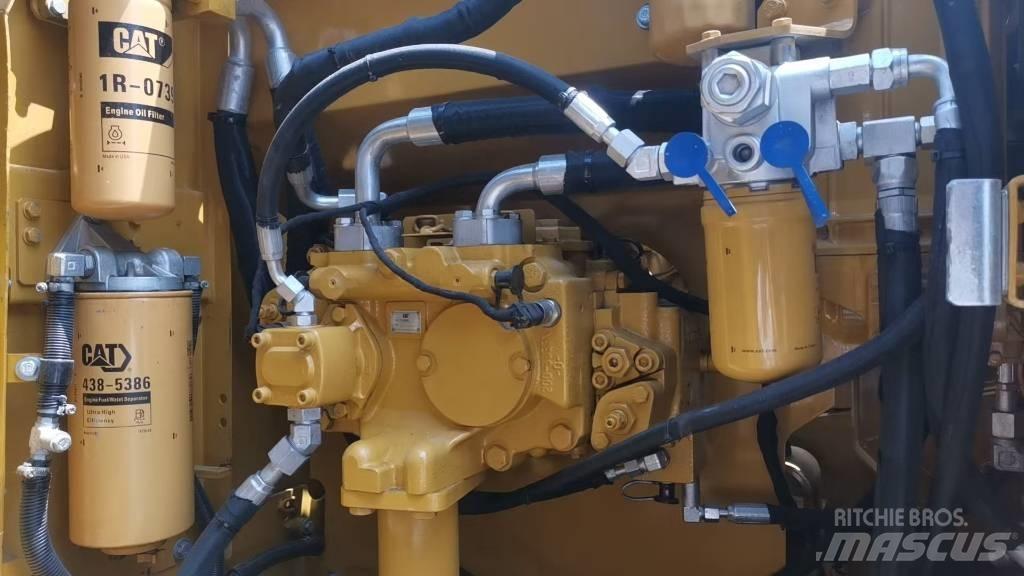 CAT 320 GC Верижен екскаватор