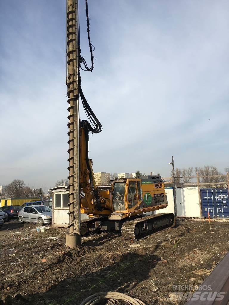 Bauer RTG 16 T Вибрационни набивачи