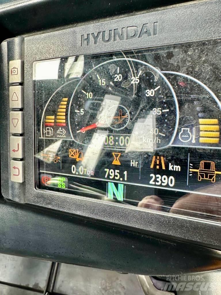 Hyundai 50DA-9 Дизелови камиони