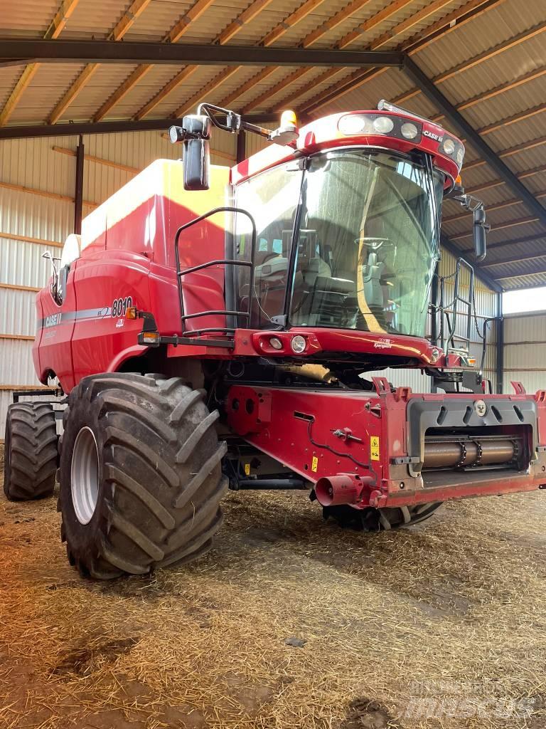 Case IH 8010 Комбайни