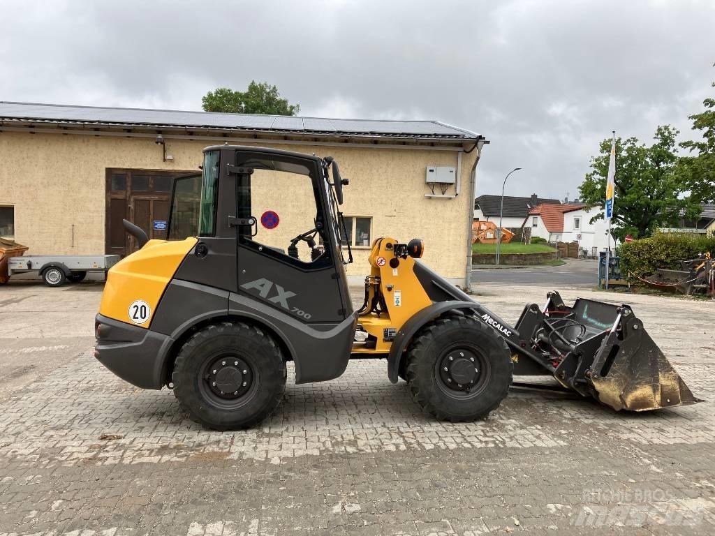 Mecalac AX 700 Колесни товарачи