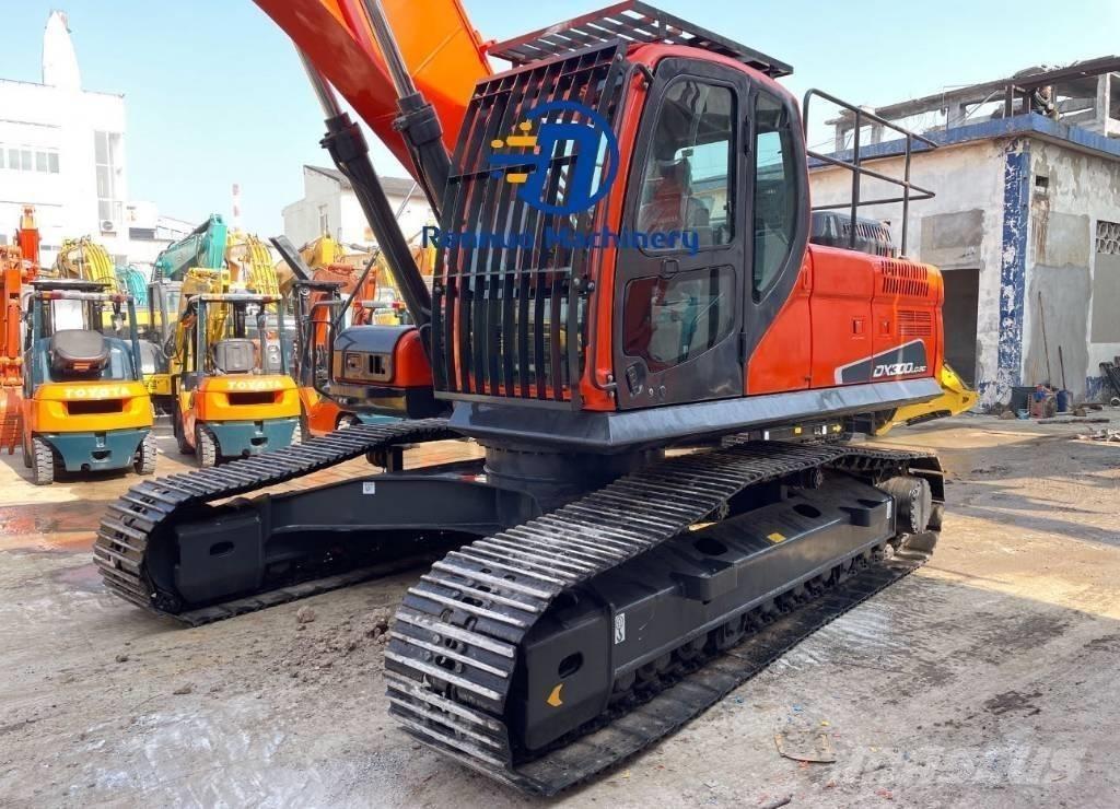Doosan DX 300 Верижен екскаватор