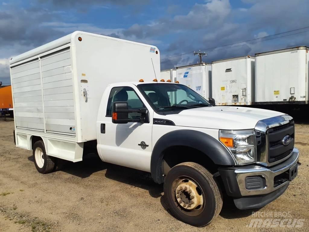 Ford F 550 Товарни камиони за напитки