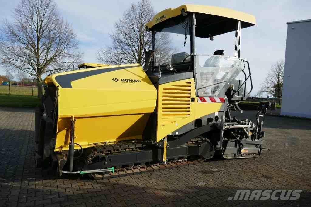 Bomag BF 300 C Малки асфалтови машини

