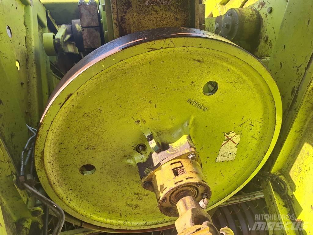 CLAAS Quadrant 1200 Балопреси квадратни

