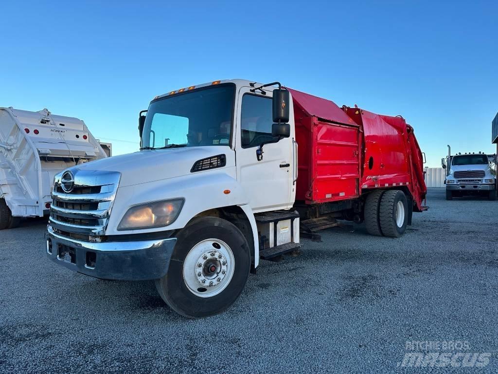 Hino 268 Камиони за отпадъци