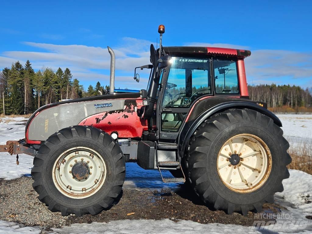 Valtra T 170 Трактори