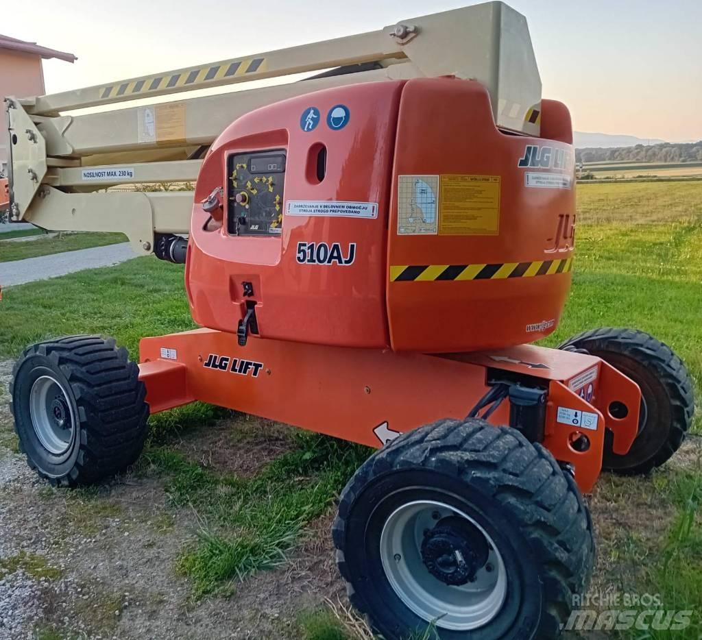 JLG 510 AJ Компактни самоходни стрелови подемници
