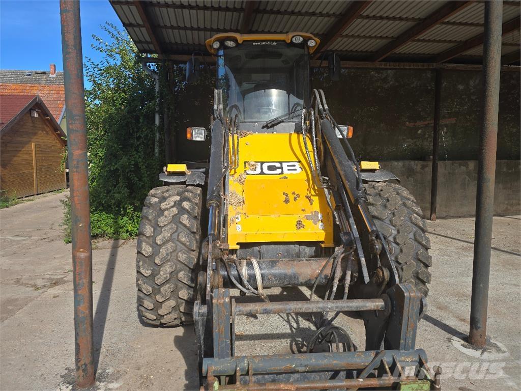 JCB 416 HT Колесни товарачи